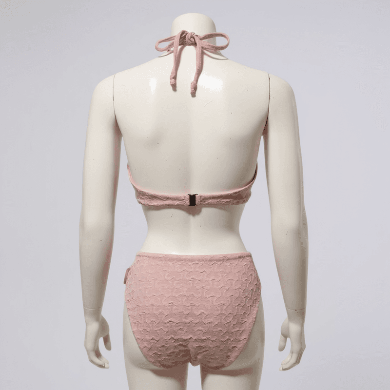 Sofisticado bikini de dos piezas en tono rosa pálido